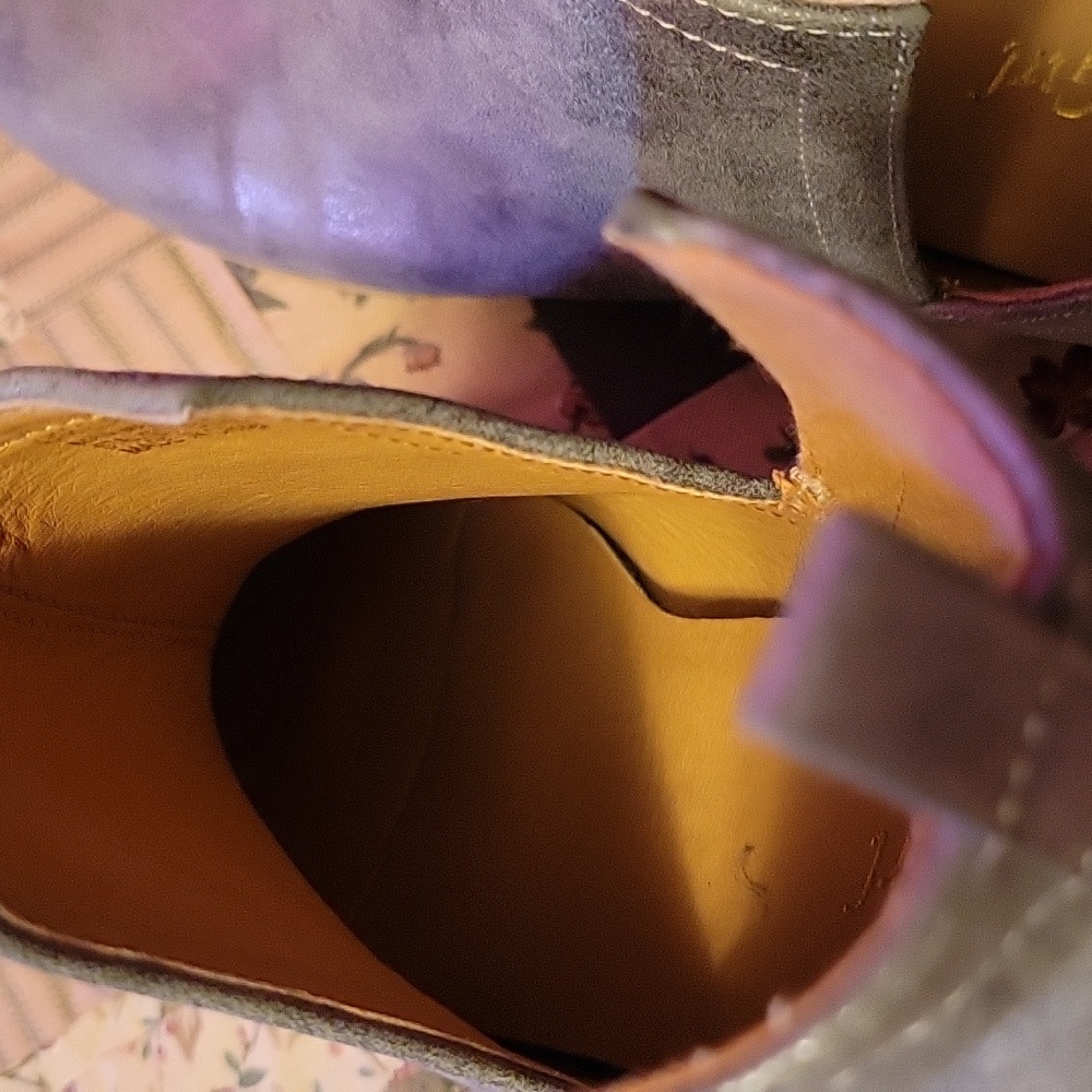 Booties - Picture 4 of 4